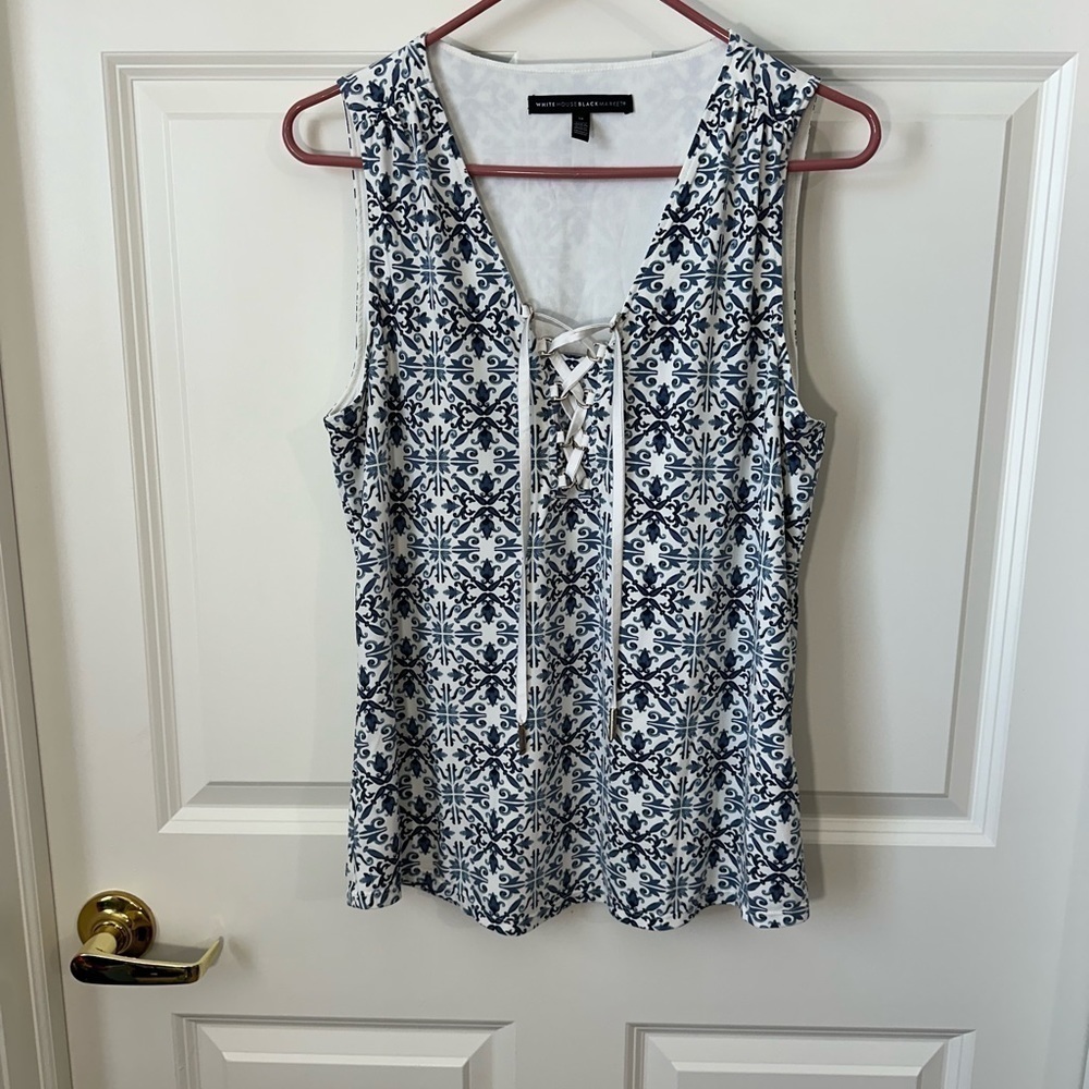 White House Black Market Double Layered Tank Top Size M